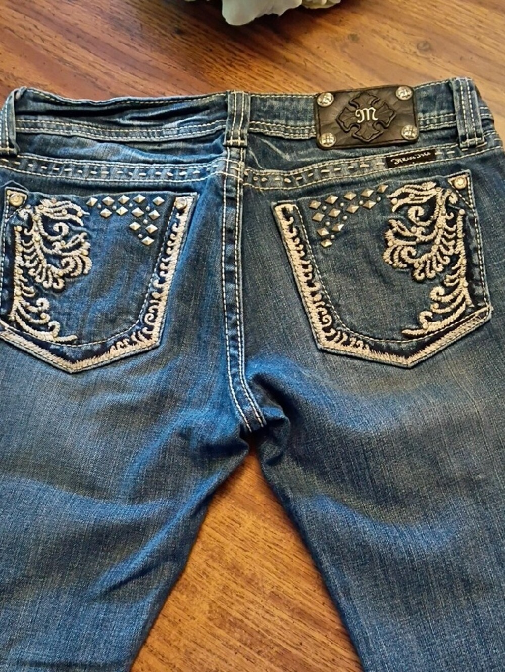 😍Miss Me Mid Blue Straight Leg Jeans with Embroidered Stud Pocket - Picture 5 of 14